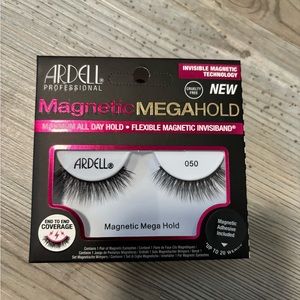 Ardell Professional Magnetic Lashes W/Magnetic Glue, #050 NIB